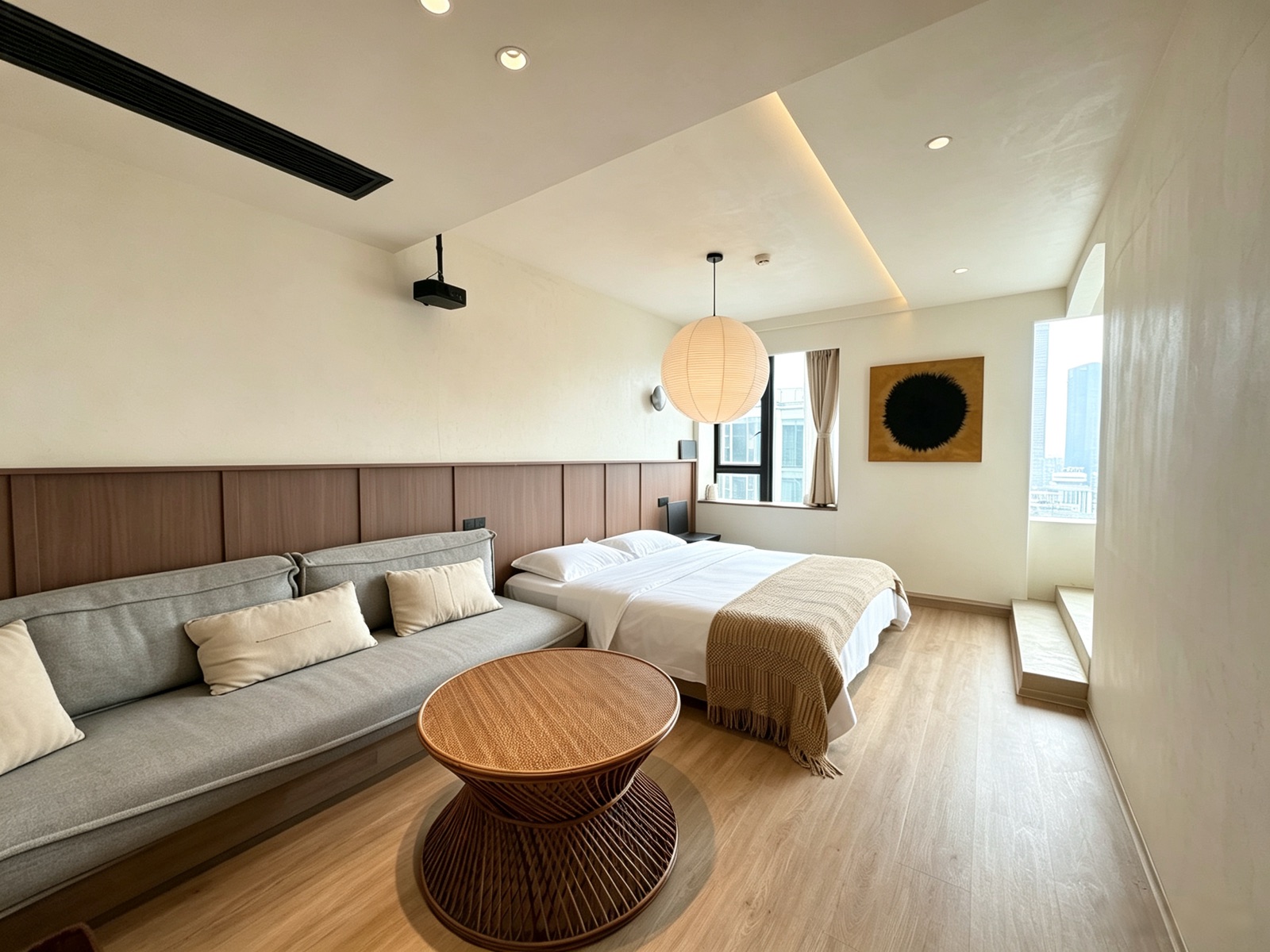Another Liu Feng room interior